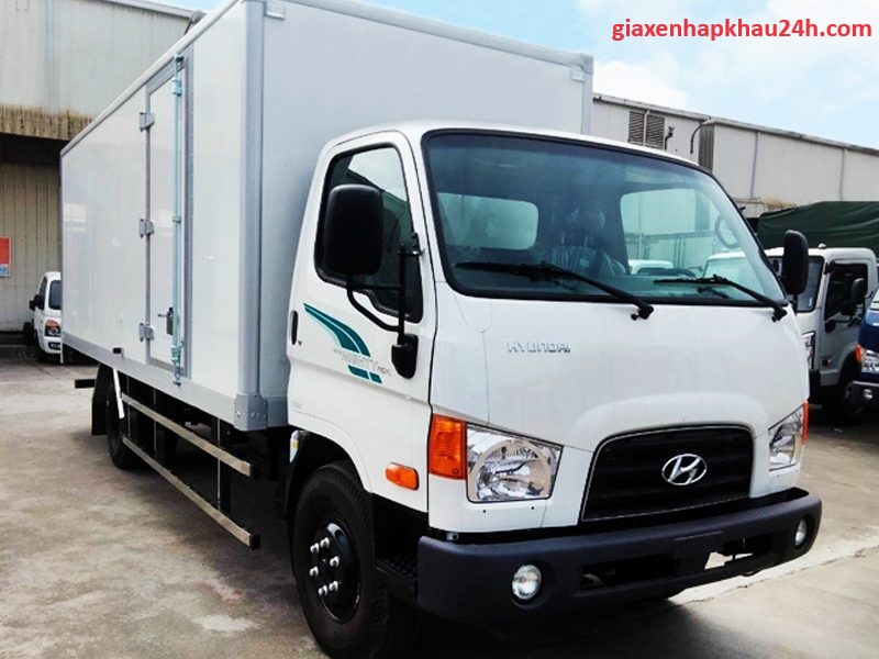 Xe tải Hyundai New Mighty 110XL thùng kín composite 7 tấn thùng dài 6m3